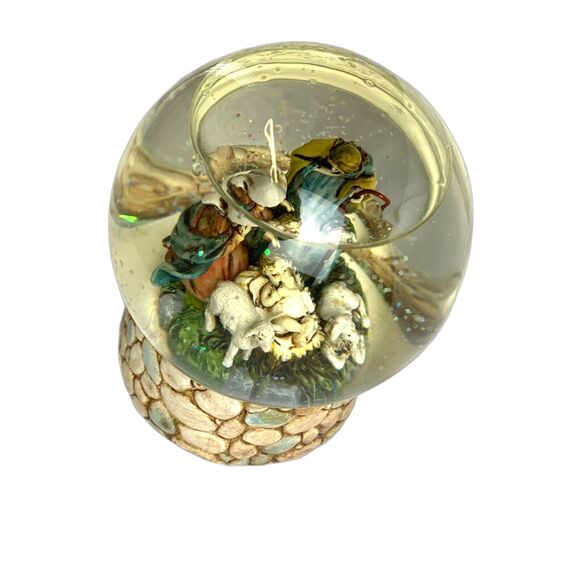 Nativity Action Snow Glitter Globe Christmas Holiday Birth Of Jesus by Rite Aid - Picture 7 of 12